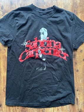 Sabrina Carpenter Tee M